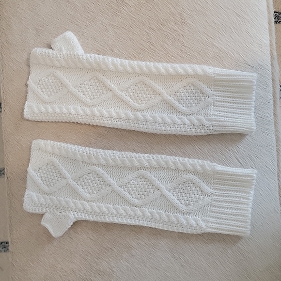 Accessories - Montana Mitts